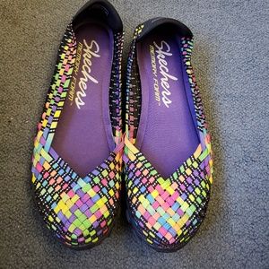 Beautiful Summery Slip On Sketchers 8.5 Multi-colo